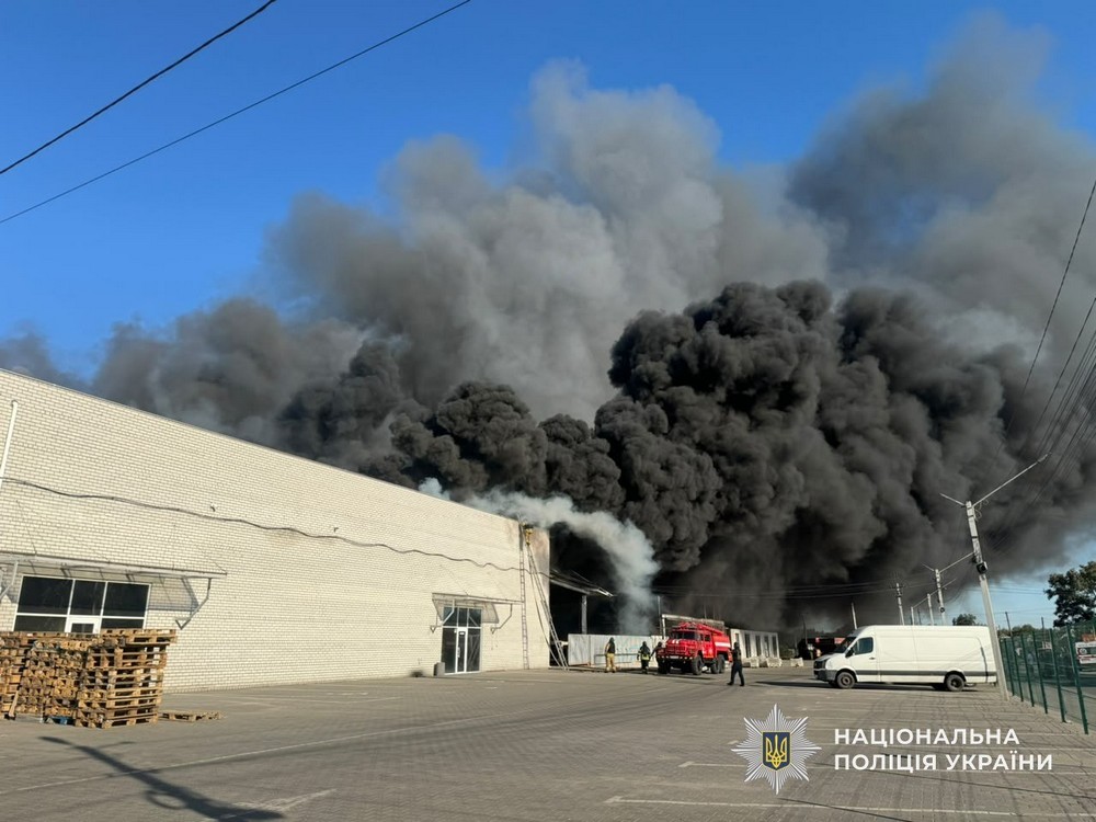 130 ударів по Нікопольщині, 13 поранених у районі і області – поліція розповіла про наслідки терору росіян (фото)