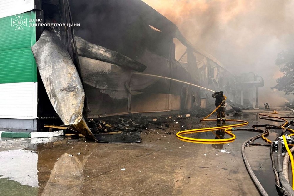 Росіяни вбили 17-річного хлопця на Дніпропетровщині, вдаривши по супермаркету: чому область серед головних цілей ворога і що робити мешканцям