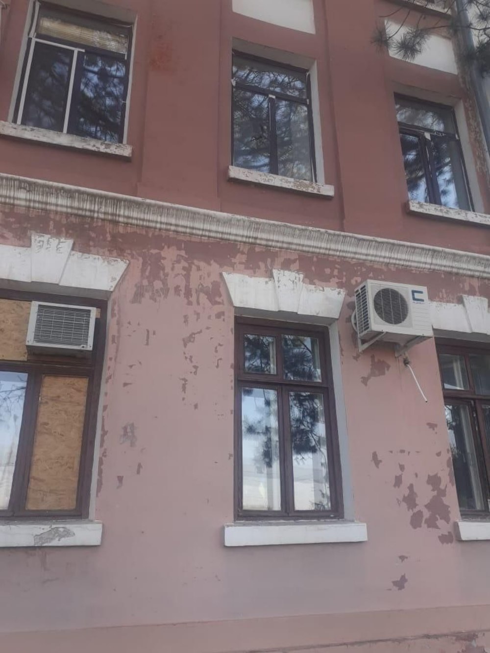 у Нікополі 3