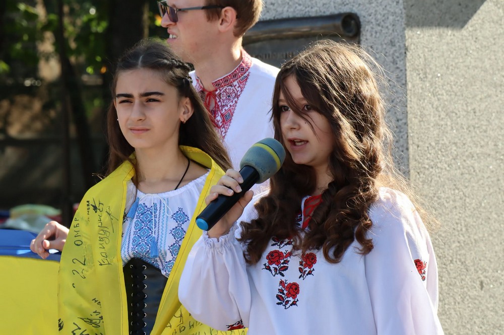 у Покрові у Покрові
