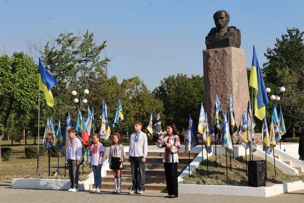 у Покрові відзначили 35 ту річницю Незалежності України17 у Покрові відзначили 35 ту річницю Незалежності України17