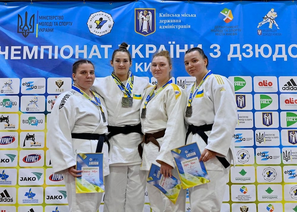 2023 нікополь спортсменка 2023 нікополь спортсменка
