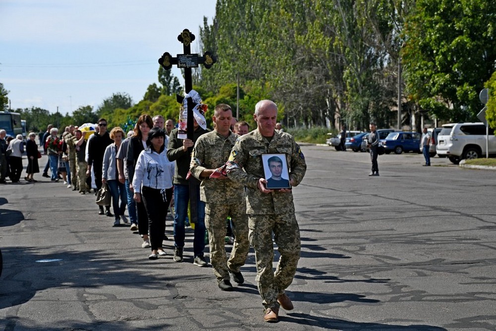 Вбиті росією мешканці Нікопольщини. Захисник з Нікополя Олександр Рикун загинув 6 вересня 2022 року. Тож сьогодні четверті роковини його смерті, і ми вшановуємо пам’ять Героя.