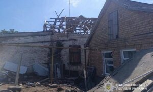6 поранених на Нікопольщині та Синельниківщині - серед них лікарі "швидкої", ворог атакував також Кам’янський та Криворізький райони — поліція (фото)