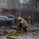 Поліція і ДСНС показали моторошні фото наслідків смертельного удару по центру Дніпра