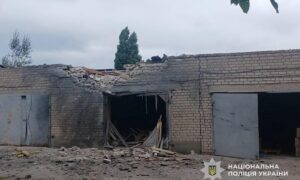 Майже 40 ударів по Нікопольщині та 2 поранених в області: про наслідки обстрілів Нікопольського, Синельниківського та Криворізького районів розповіли у поліції (фото)