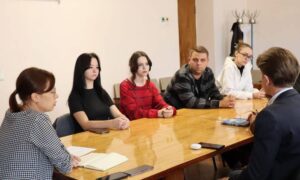 Молодіжна рада Покрова започаткує ініціативу «Чистимо простір, чистимо цифру» (фото)