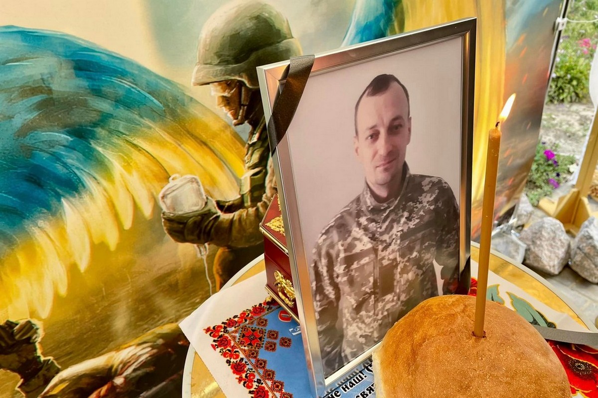 Вбиті росією мешканці Нікопольщини: Захисник з Нікополя Євген Ступін загинув 1 жовтня Вбиті росією мешканці Нікопольщини: Захисник з Нікополя Євген Ступін загинув 1 жовтня