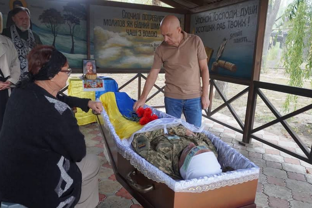 Нікополь провів в останню путь Захисника5 Нікополь провів в останню путь Захисника5