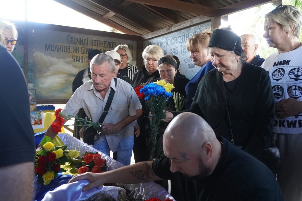Нікополь сьогодні провів 6