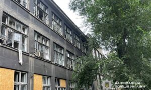 Понад 50 ударів по Нікопольщині, пошкоджено ринок у Нікополі, також ворог атакував Дніпро та Кривий Ріг – поліція (фото)