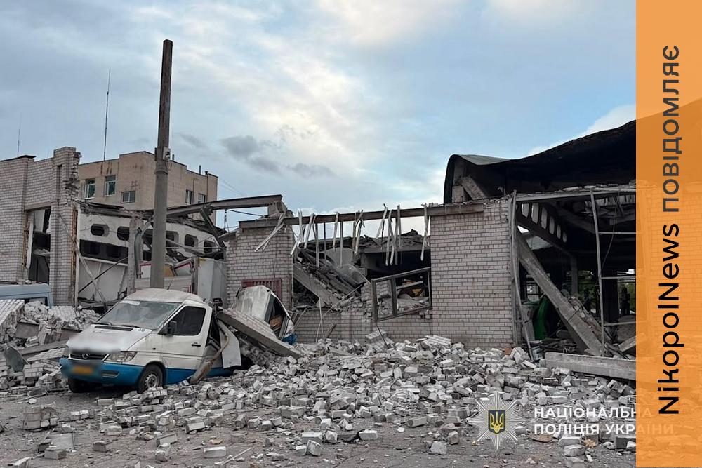 Вбитий та 5 поранених: ворог атакував Нікопольщину, Дніпро, Камʼянський та Синельниківський райони- поліція (фото)