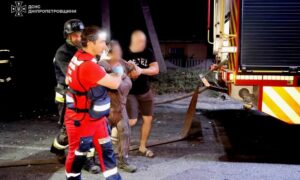 3 поранених, пожежі та руйнування: про наслідки обстрілів Нікопольського, Дніпровського, Криворізького та Синельниківського районів розповіли у ДСНС (фото)
