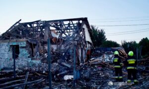На Нікопольщині пошкоджено підприємство та багатоповерхівка, серед поранених у Дніпрі дитина, також під атакою ворога було Криворіжжя та Синельниківщина (фото)