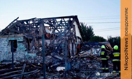 На Нікопольщині пошкоджено підприємство та багатоповерхівка, серед поранених у Дніпрі дитина, також під атакою ворога було Криворіжжя та Синельниківщина (фото)