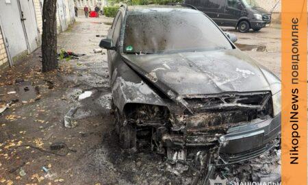 У Нікополі ворог вдарив по авто, є постраждалий, також під ударами були район, Павлоградщина та Криворіжжя — поліція (фото)