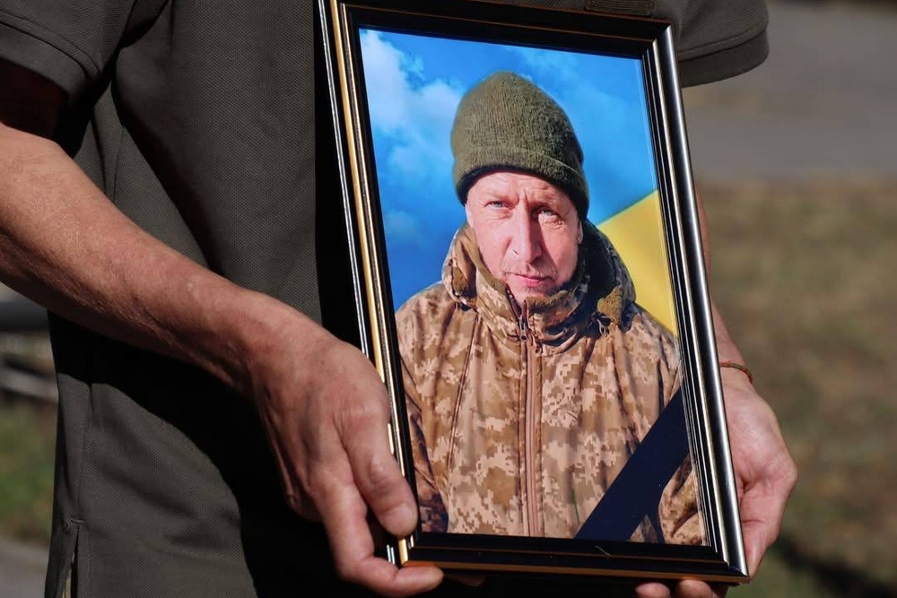 Нікопольщина провела в останню путь полеглого Захисника 5