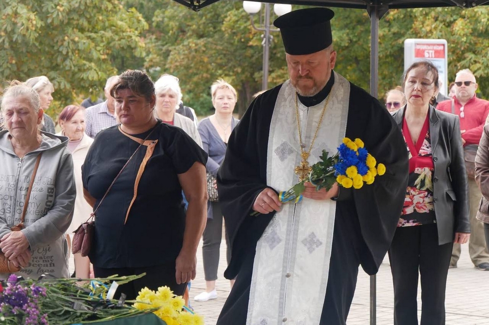 Нікопольщина провела в останню путь полеглого Захисника1 Нікопольщина провела в останню путь полеглого Захисника1
