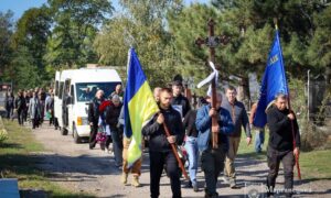 Помер у лікарні…Нікопольщина провела в останню путь полеглого Захисника (фото)