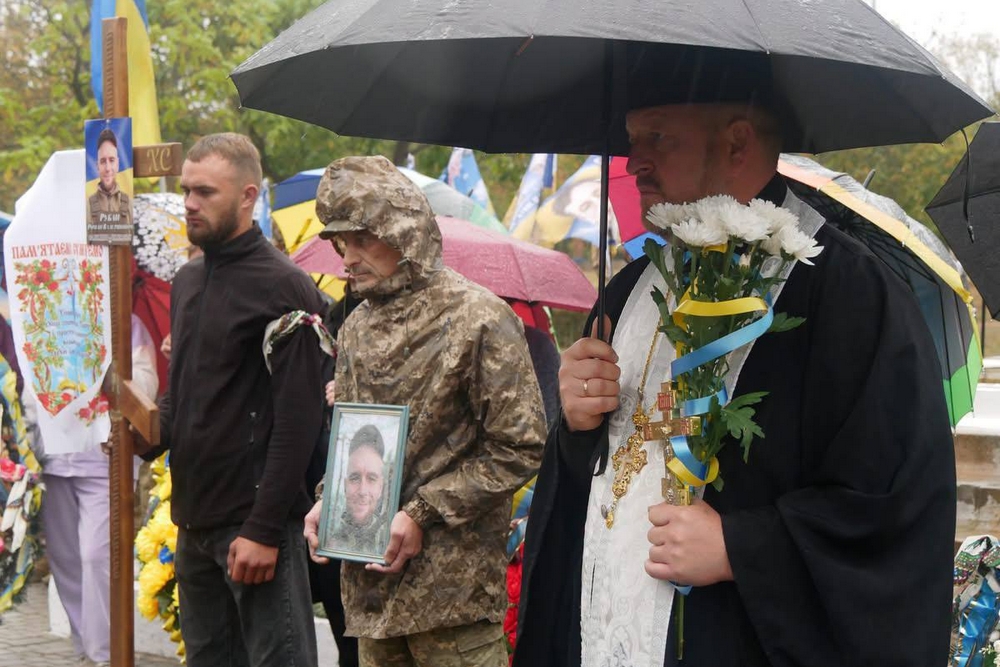 Нікопольщина провела в останню путь полеглого Захисника3 Нікопольщина провела в останню путь полеглого Захисника3