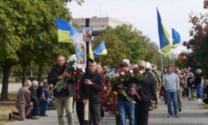 Був учасником АТО: Нікопольщина провела в останню путь полеглого Захисника (фото)
