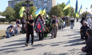 Нікопольщина провела в останню путь полеглого Захисника5