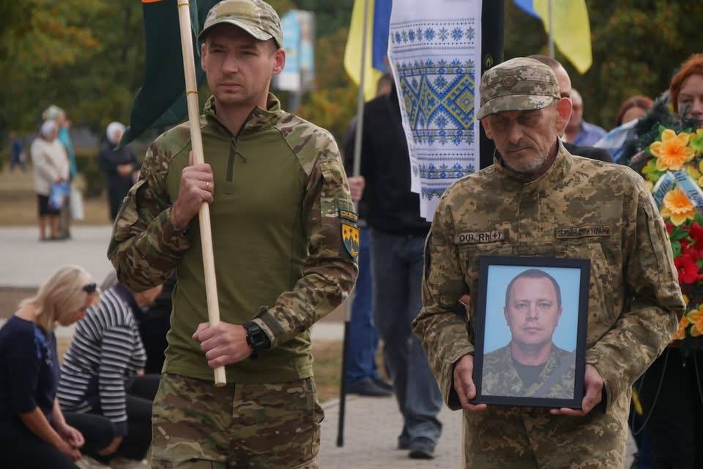 Нікопольщина провела в останню путь полеглого Захисника6 Нікопольщина провела в останню путь полеглого Захисника6