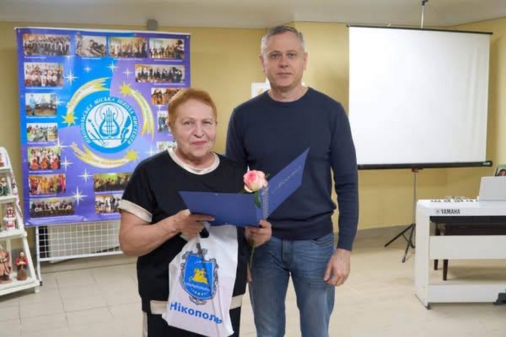 Нікопольська школа мистецтв13