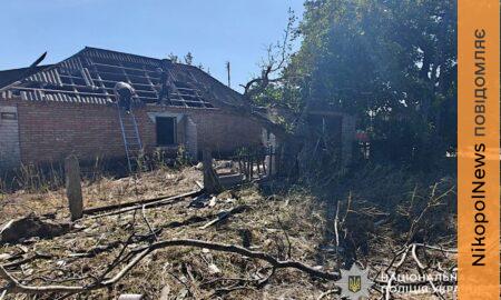 Понад 40 атак на Нікопольщину, пошкоджені підприємство, магазини та будинки, є поранений на Синельниківщині, також під атакою був Криворізький район — поліція (фото)