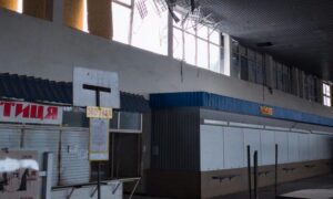 Понівечено ринок і торговий дім у Нікополі і районі, є поранений на Синельниківщині внаслідок ворожих атак (фото) (5)