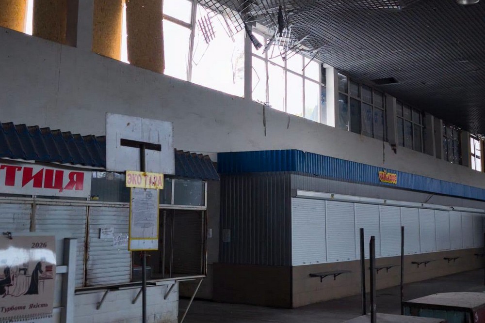 Понівечено ринок і торговий дім у Нікополі і районі, є поранений на Синельниківщині внаслідок ворожих атак (фото) (5)