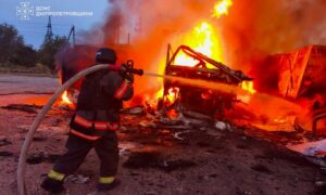 Поранений на Нікопольщині та пожежі після атак: у ДСНС розповіли про наслідки обстрілів у 3 районах області (фото)