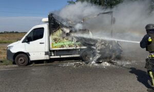 Поранений у Нікополі, пошкоджені будинки та авто, є загиблий і 5 постраждалих у Дніпровському районі, під ударами були ще 4 райони області (фото)