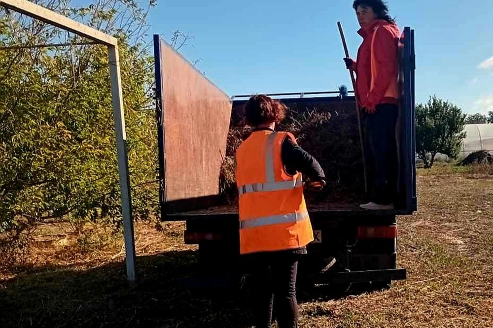 У Марганці комунальники прибирали місто У Марганці комунальники прибирали місто