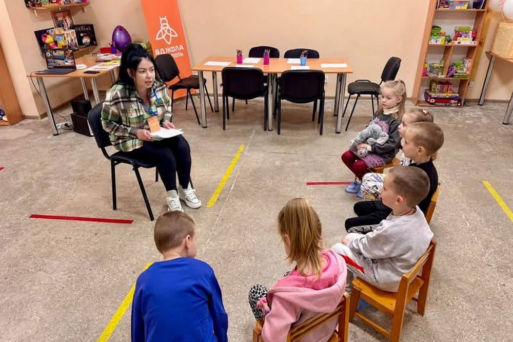 У Нікополі діти стали учасниками казкової історії6