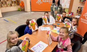 Казка, емоції та пошуки друзів: у Нікополі провели незвичайне заняття для дітей (фото)