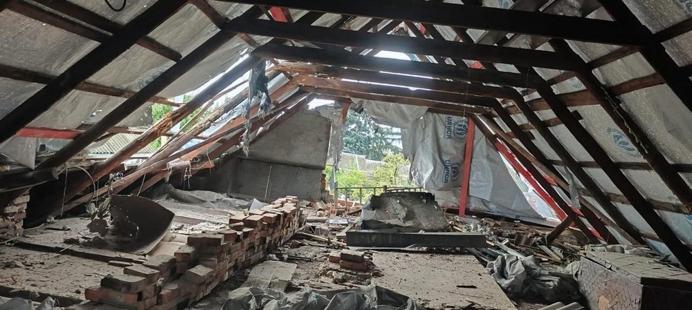 У Нікополі двоє поранених і є руйнування, під ударом ворога також були район, Синельниківщина, Криворіжжя і Павлоградщина (фото) (7) У Нікополі двоє поранених і є руйнування, під ударом ворога також були район, Синельниківщина, Криворіжжя і Павлоградщина (фото) (7)