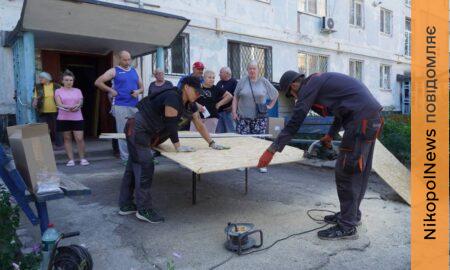 У Нікополі комунальники працюють над відновленням міста: що зробили цього тижня (фото)