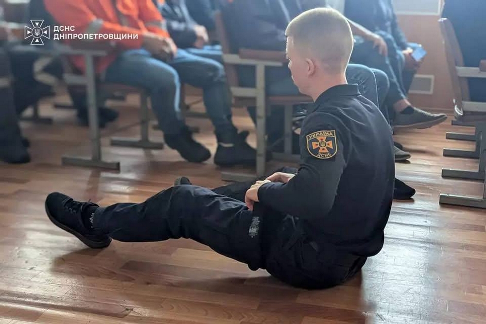 У Нікополі рятувальники та волонтери провели тренінг7 У Нікополі рятувальники та волонтери провели тренінг7