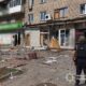 У Нікополі та районі ворожі дрони атакували будинки, аптеку та магазин: 4 людини поранено, під ударами були ще 2 райони — поліція (фото)