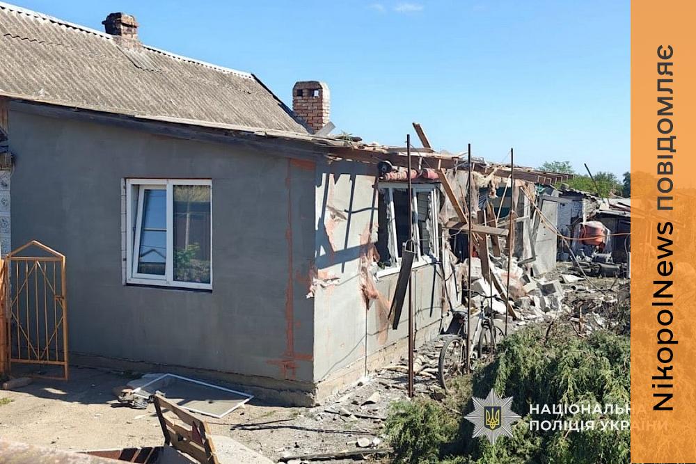 У Нікополі 4 постраждалих, пошкоджені супермаркет і підприємство, також є 2 поранених у Дніпровському районі, ворог вдарив по дитсадку на Криворіжжі — поліція (фото)