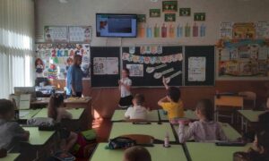 Читати, думати, перевіряти: у Покрові провели тематичні заходи для учнів (фото)