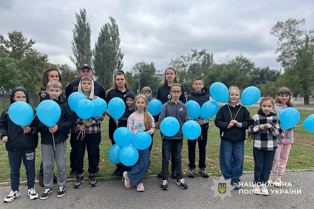 У Покрові діти познайомилися з чотирилапими напарниками3 У Покрові діти познайомилися з чотирилапими напарниками3
