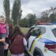 Мріє стати поліцейською: у Покрові влаштували особливу зустріч для маленької нікопольчанки (фото)