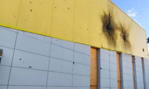 У Нікополі побито басейн, сталася пожежа, під ударом були також район і область – є руйнування