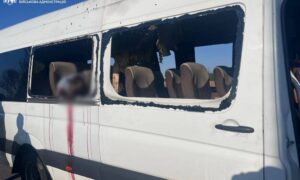 Ворог вдарив по рейсовому автобусу на Нікопольщині: багато загиблих і поранених