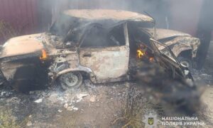 Водій загинув на місці: подробиці смертельного обстрілу Нікополя 21 вересня розповіли у поліції