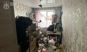 Двомісячна дитина померла від голоду на Дніпропетровщині: судитимуть її батьків