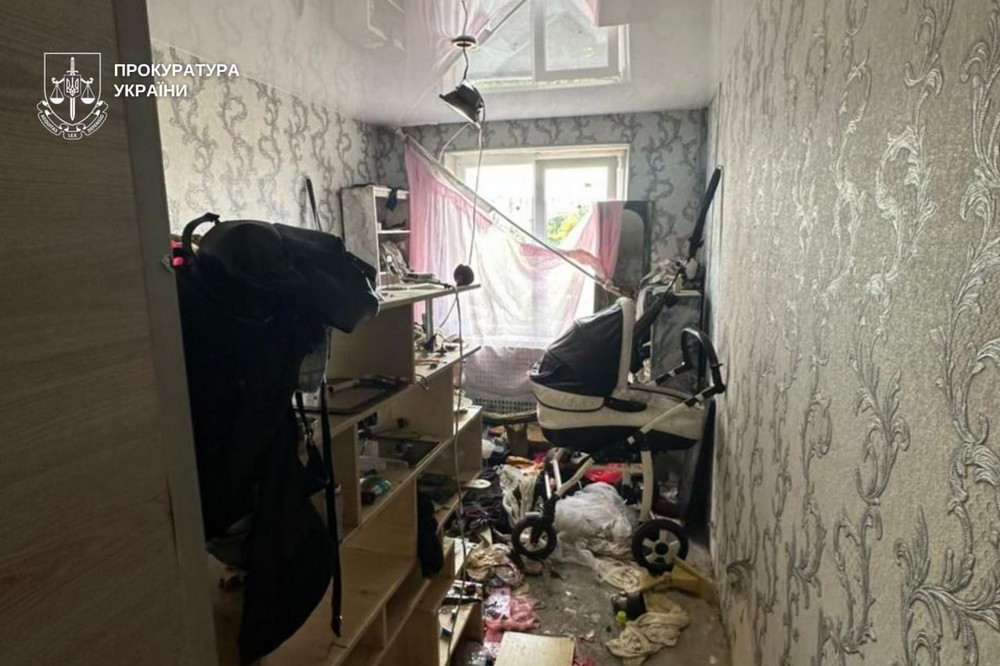 Двомісячна дитина померла від голоду на Дніпропетровщині: судитимуть її батьків Двомісячна дитина померла від голоду на Дніпропетровщині: судитимуть її батьків
