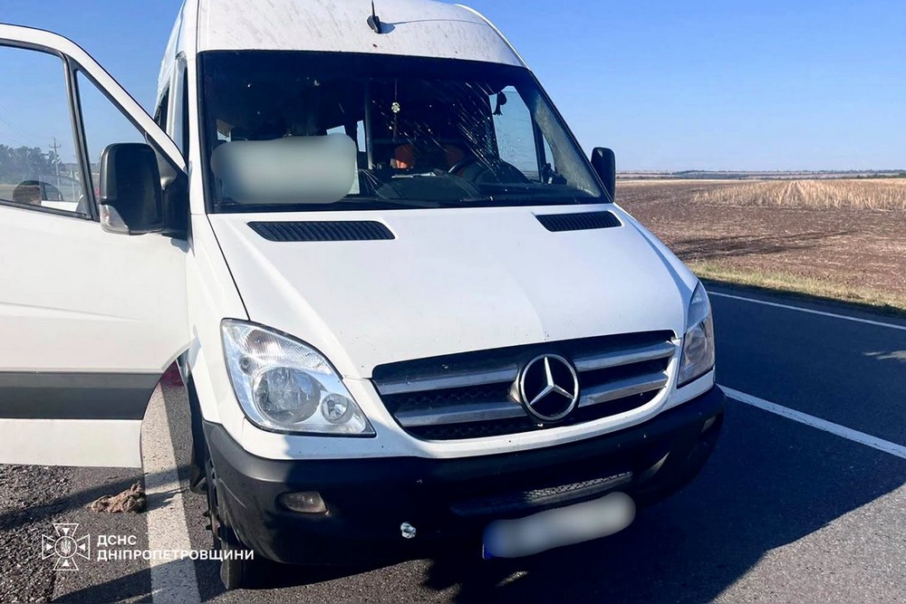 удар по маршрутці на Нікопольщині (2)